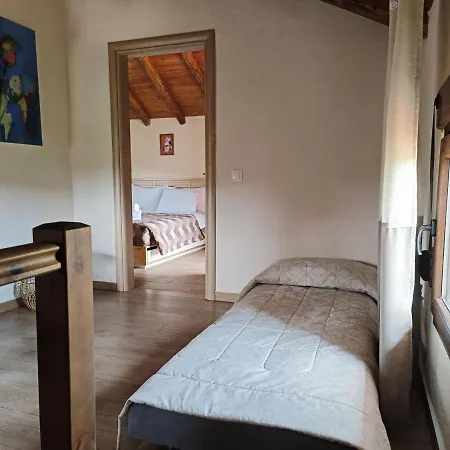 The House Apartment Ormos Panagias
