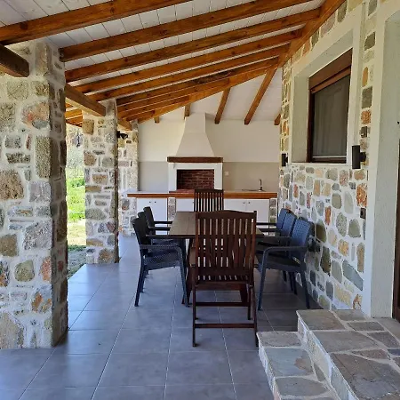 Апартаменты The House *